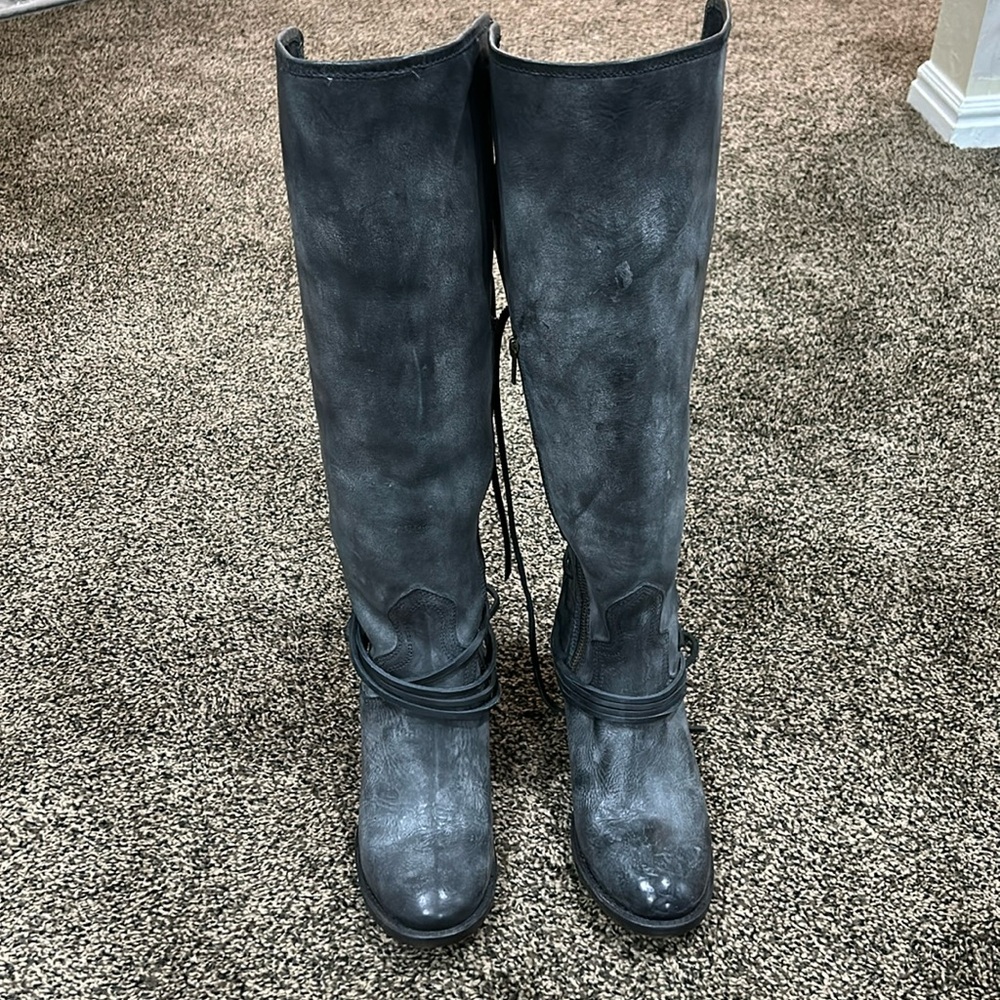Freebird by Steven Coal in 9 - never worn outside